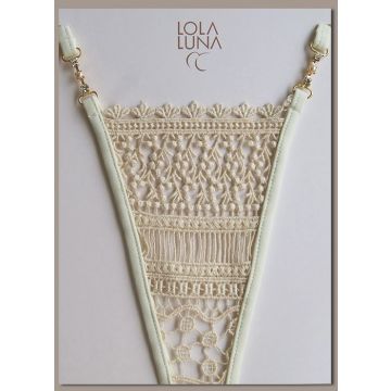 Lola Luna String Aghata creme-weiß mit puder-beige von Lola Luna