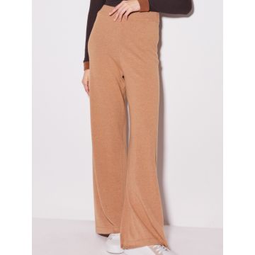 Weite Lounge-Hose in camel-beige von Chiara Fiorini