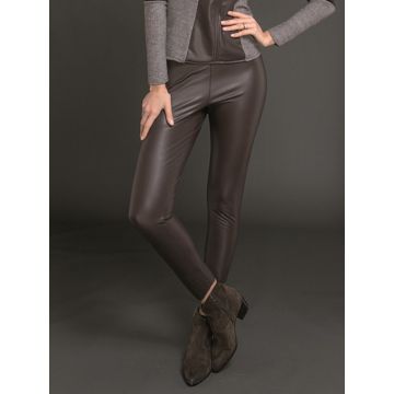 Lederlook Leggings schoko braun elastisch und glänzend von Artimaglia