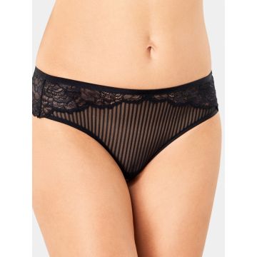 Hipster String aus Spitze schwarz by Triumph