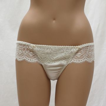 Satin String White Les Jupons de Tess