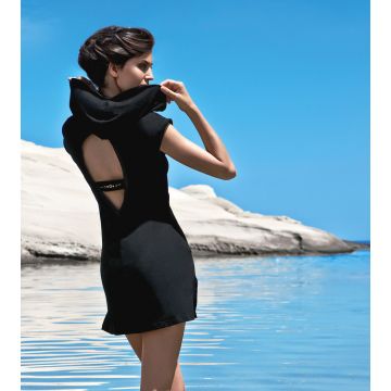 Strandkleid Pebble mit Kapuze und Rückendecolleté