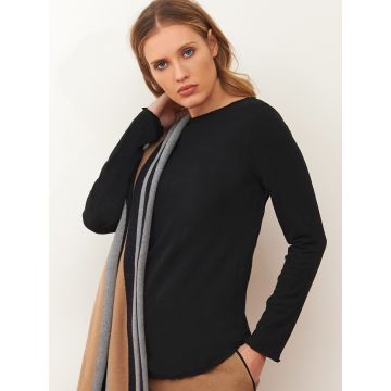 Langarm Shirt aus Wolle Viscose schwarz von Chiara Fiorini - der Schal und die Hose sind nicht im Lieferumfang enthalten