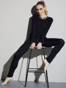 Modal Damen Schlafanzug WKND No. 2 schwarz-puder von Verdiani Weekend