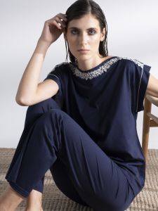 Sommerschlafanzug aus Bio Baumwolle mit Seidenspitze dunkelblau von Verdiani Donna
